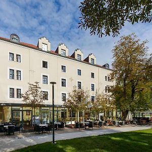 Hotel Zagreb - Health & Beauty